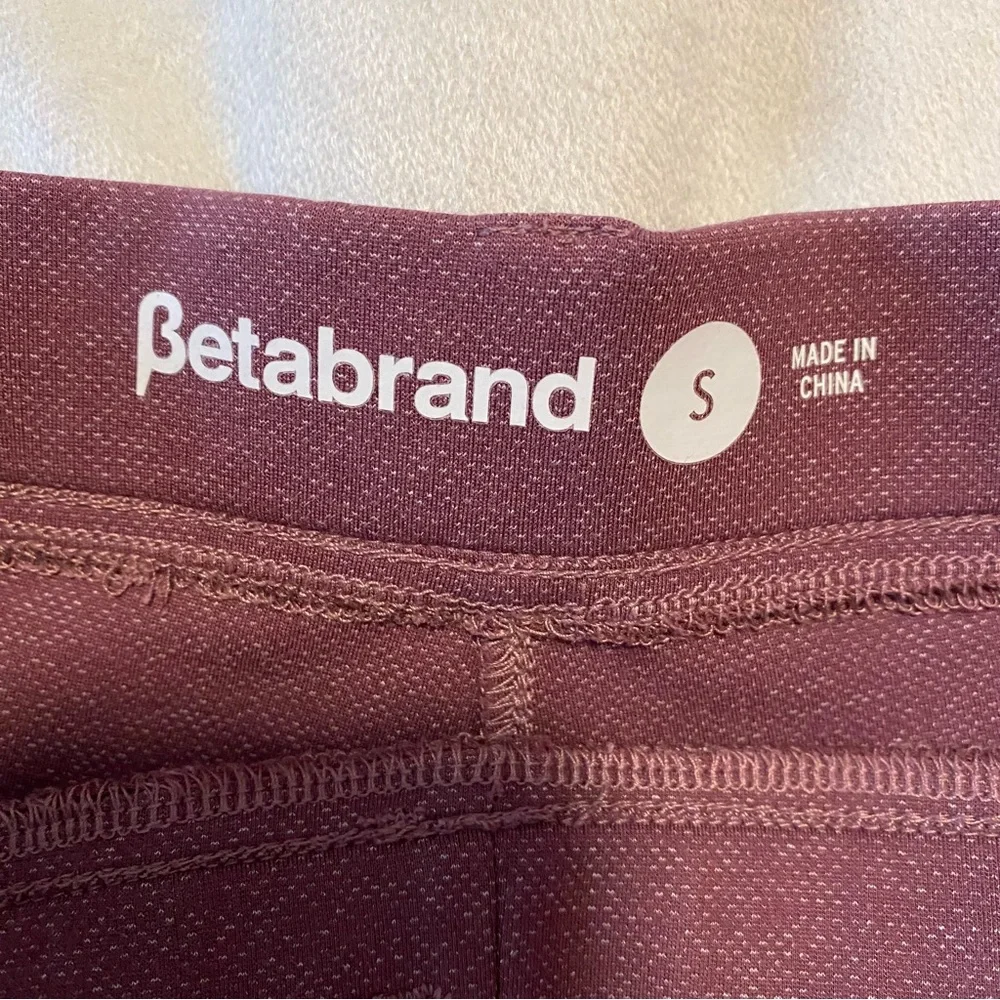 BetaBrand Mauve Yoga like Dress Pants Straight Leg Mid Rise Sz Small Career Wear